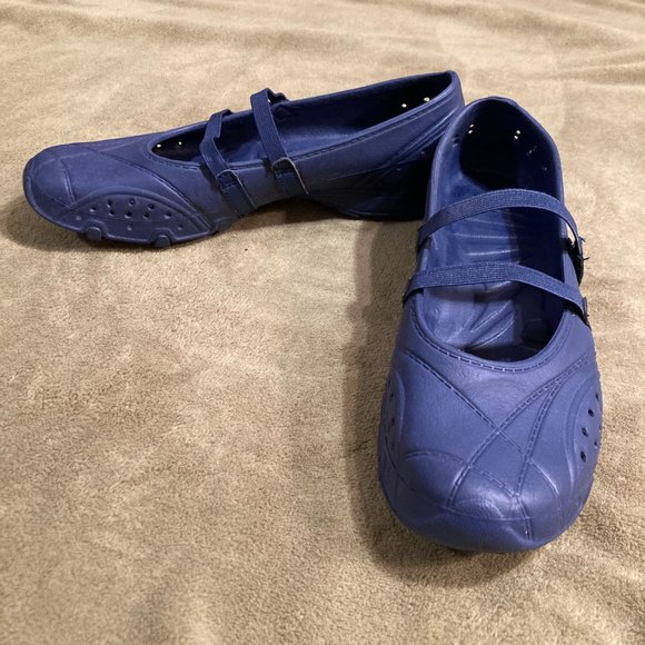 NWOT Vintage No Boundaries Waterproof Lightweight Sandal Shoe Size 8.5-9 - Picture 4 of 14